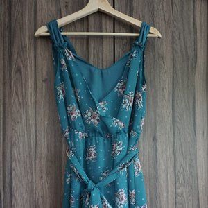 LAUREN CONRAD Flattering Floral Dress